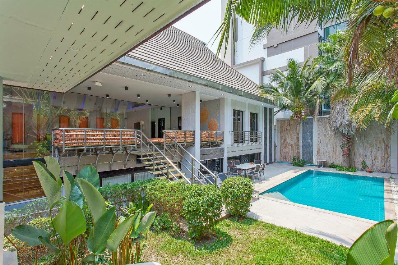 Royale Grand Villa パッタヤー エクステリア 写真