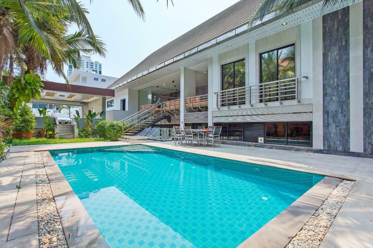 Royale Grand Villa パッタヤー エクステリア 写真