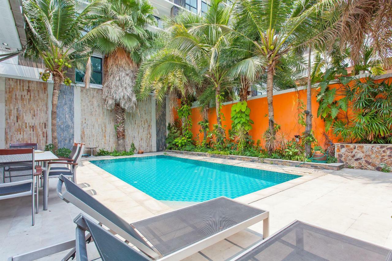 Royale Grand Villa パッタヤー エクステリア 写真