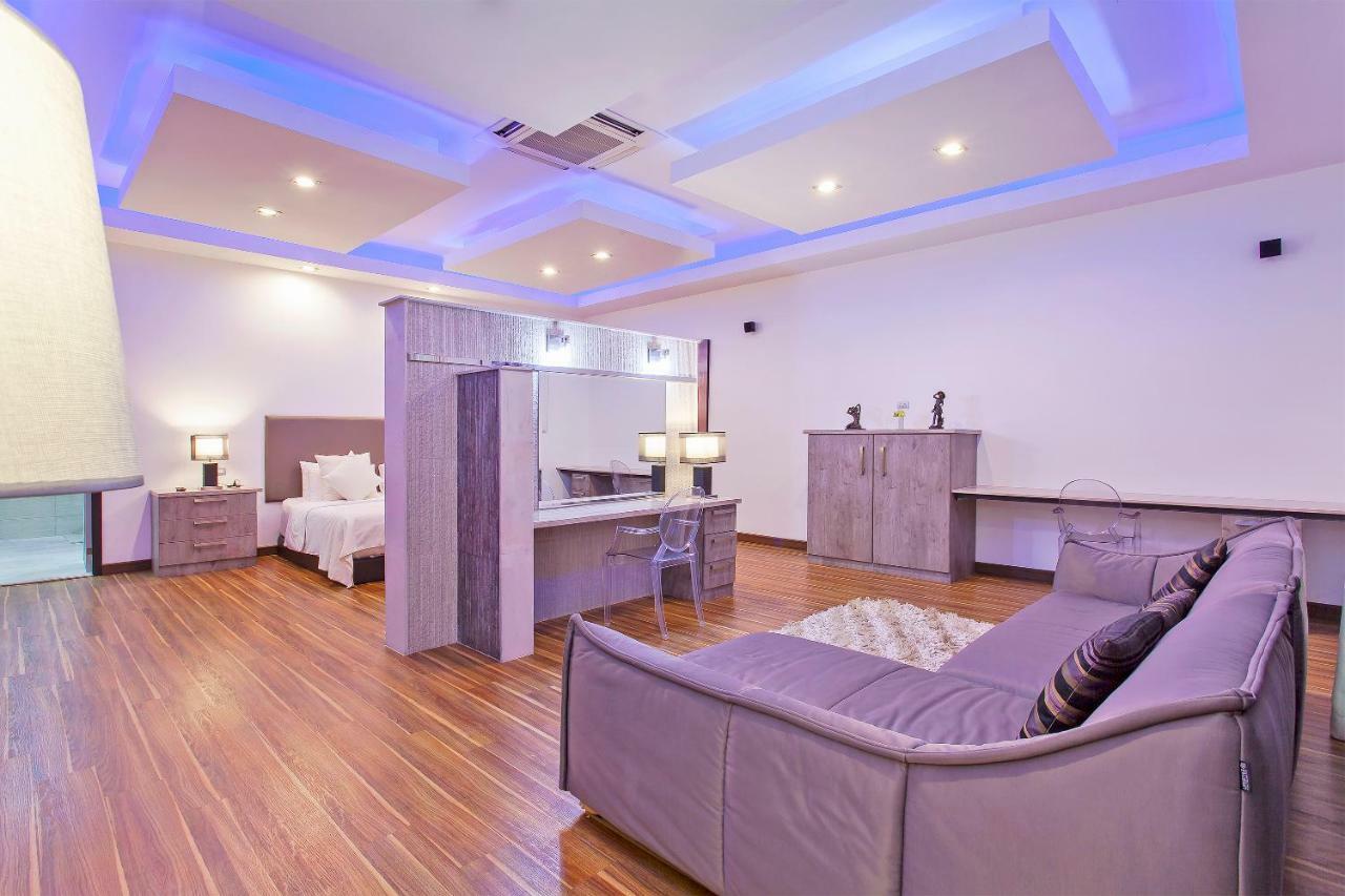 Royale Grand Villa パッタヤー エクステリア 写真