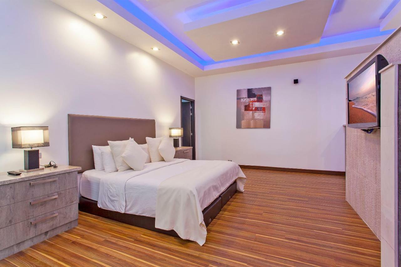 Royale Grand Villa パッタヤー エクステリア 写真