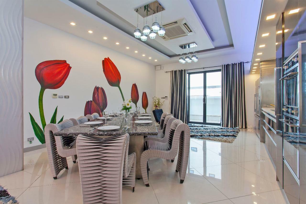 Royale Grand Villa パッタヤー エクステリア 写真