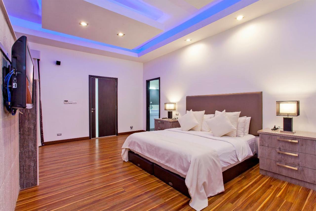 Royale Grand Villa パッタヤー エクステリア 写真
