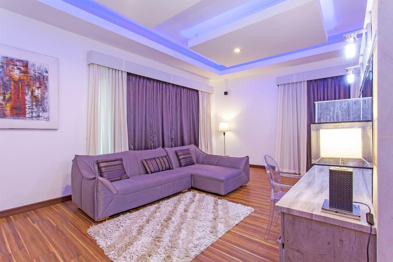 Royale Grand Villa パッタヤー エクステリア 写真